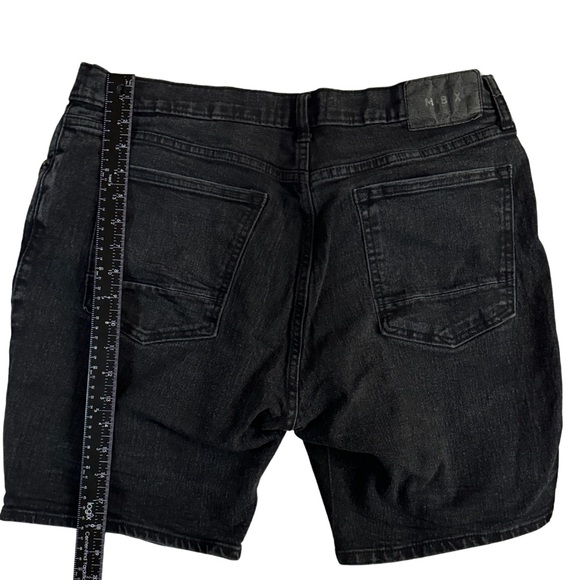 MBX Black Slim Fit Shorts - Stylish, Comfortable, Everyday Wear - Picture 4 of 6